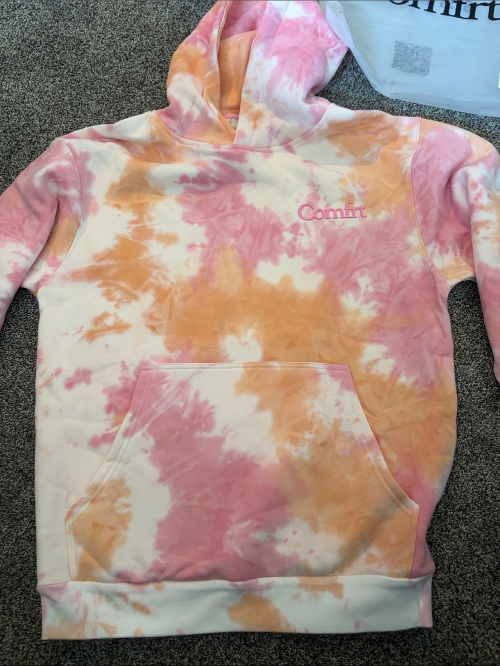 Brand NEW Comfrt Brand Hoodie - Picture 5 of 8